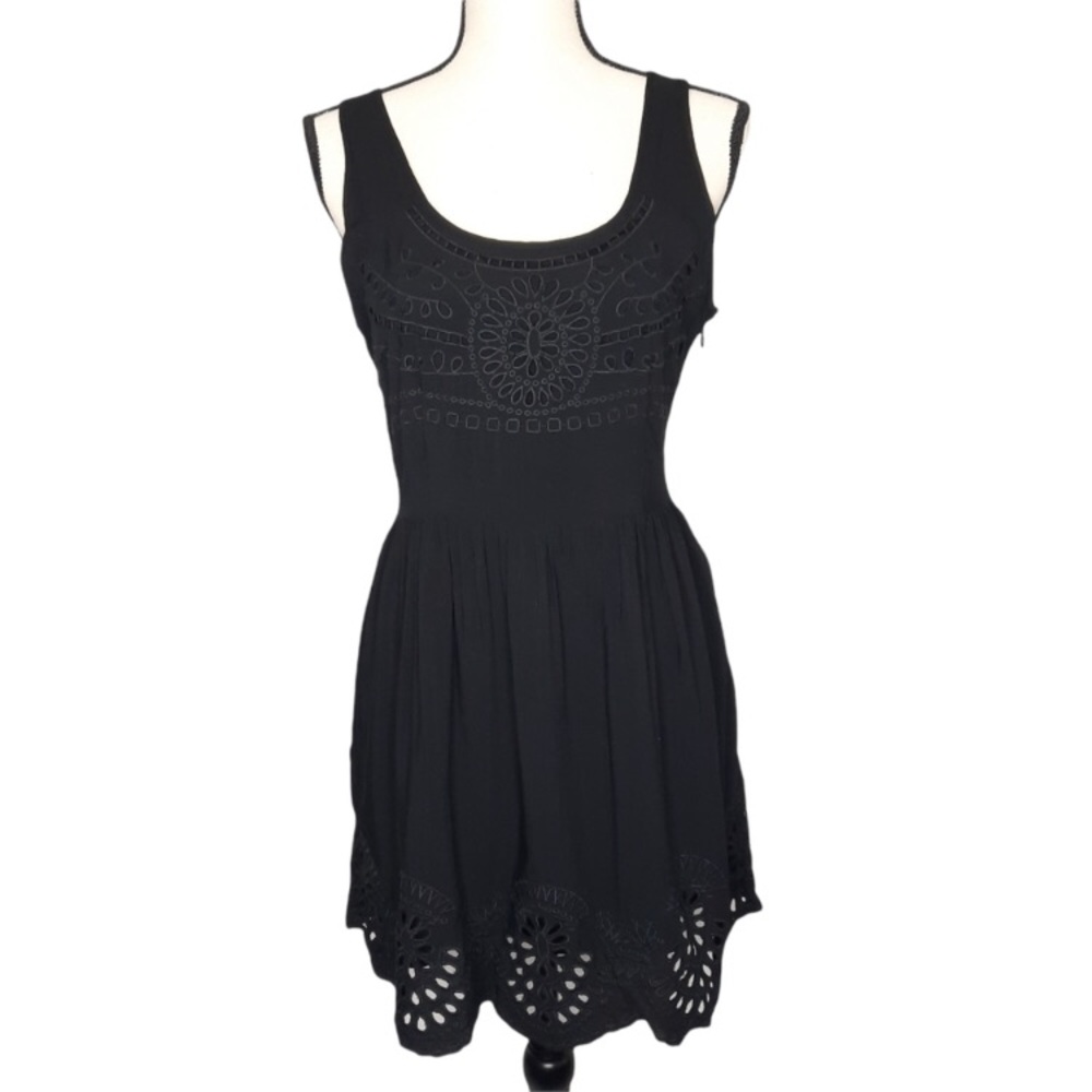 ❤️Pins & Needles UO Black Dress Rayon Boho Embroidered Eyelet Sleeveless Size S
